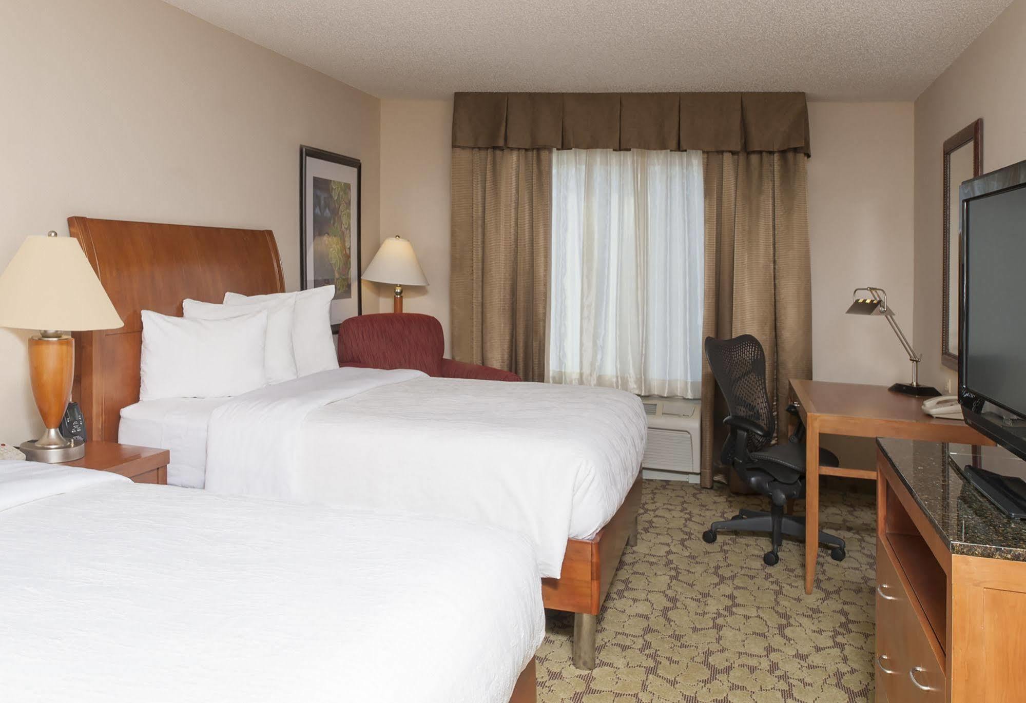 Hilton Garden Inn St. Paul Oakdale Eksteriør billede